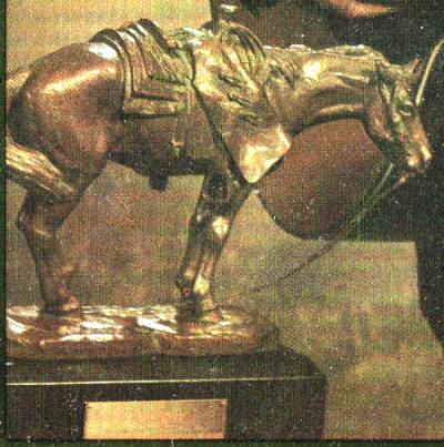 Jacket detail: Beil sculpture, Wilf Carter record Balladeer of the Golden West  
33rpm LP RCA Camden CAL-944